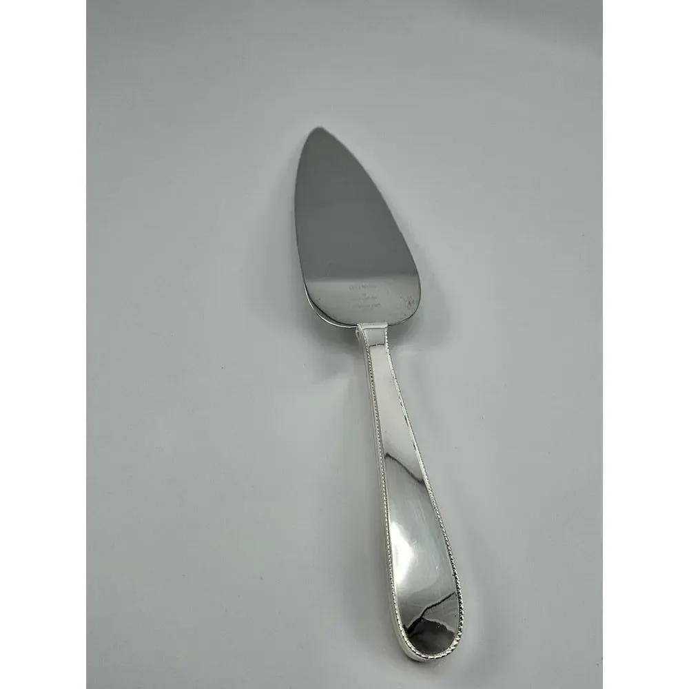 Vera Wang for Wedgwood Infinity Ribbon Server-Hostess Gift - Wedding Cake Server